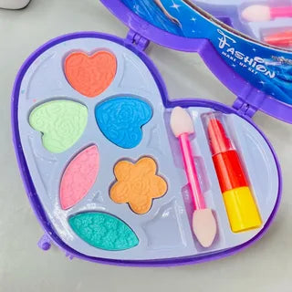 Frozen Enchanted Heart™ Kids Makeup Palette | Deluxe Play Cosmetic Set with Mirror for Little Princesses ❄️✨👑